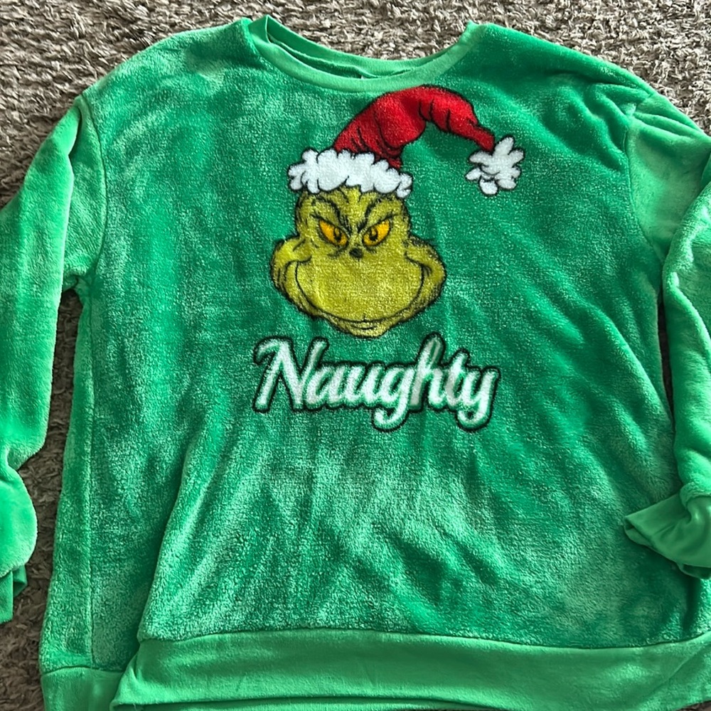 Grinch super cozy shirt